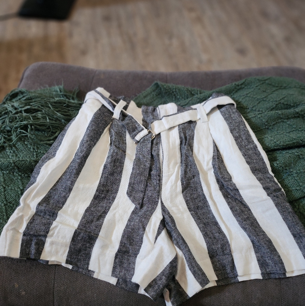 Women shorts